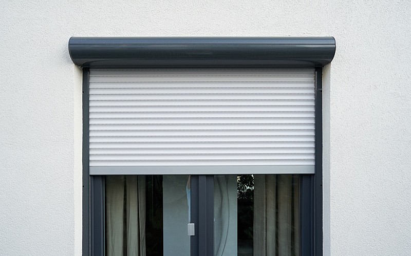 Bild 2 eines Rolladen zur Verdunklung der Fenster